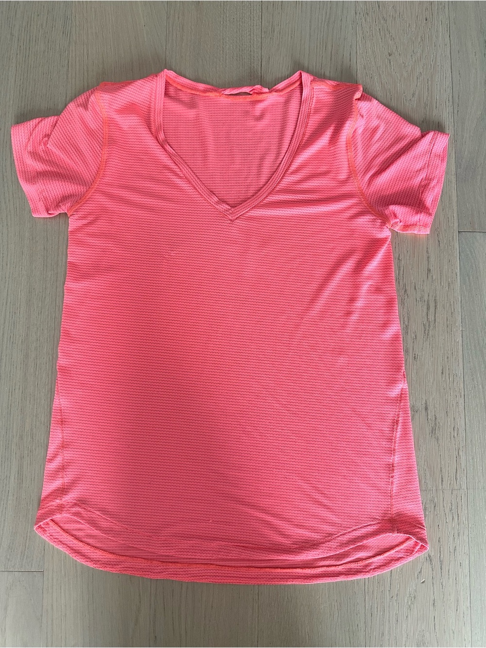 🍋lululemon silverescent tee
